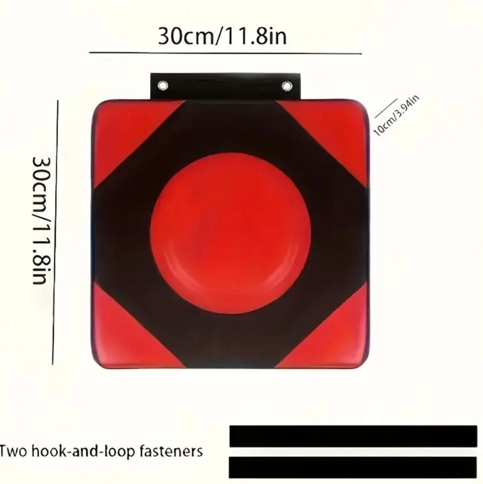 Sac de boxe, mural rouge et noir 